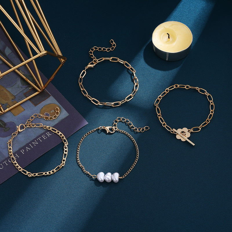 Classic Pearl Bracelet with Timeless Appeal