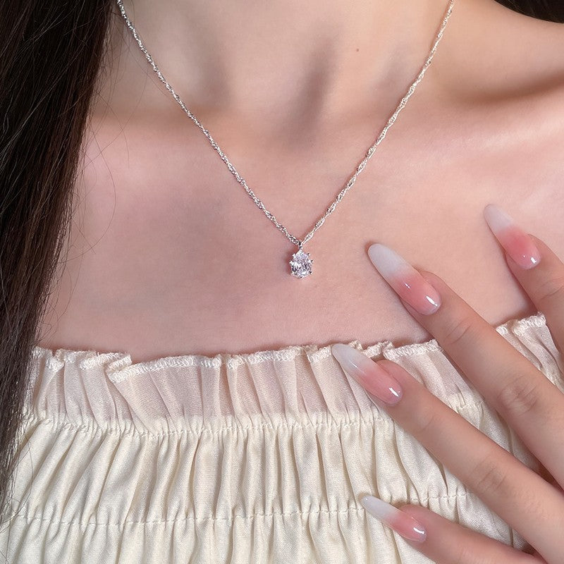 Stunning Necklace for Daily Wear