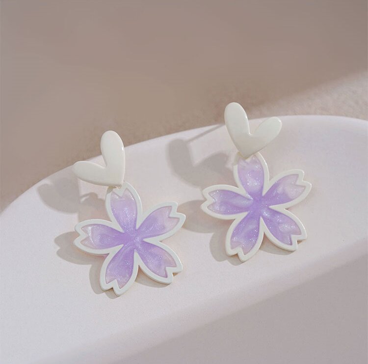 Stunning Earring for Daily Wear