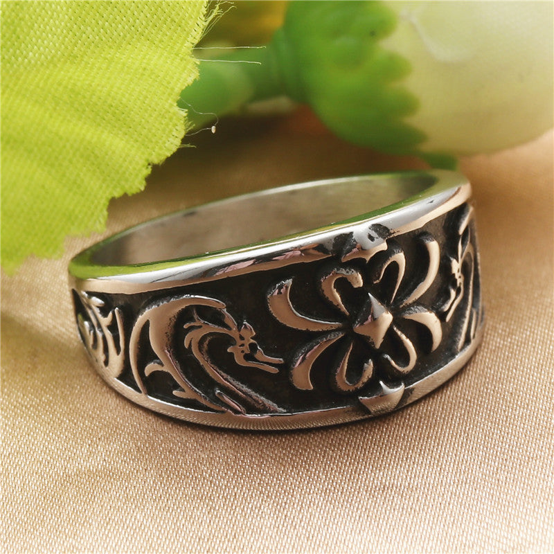 Classic Ring with Timeless Appeal