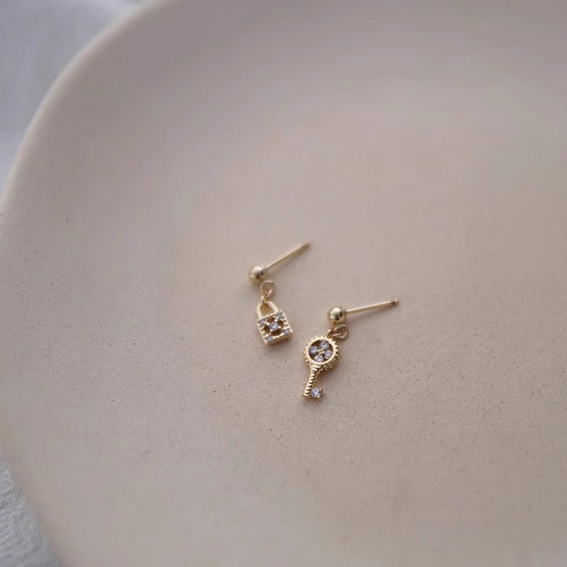 Stunning Earring for Daily Wear