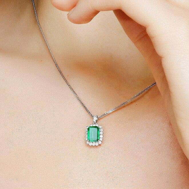 Classic Necklace with Timeless Appeal