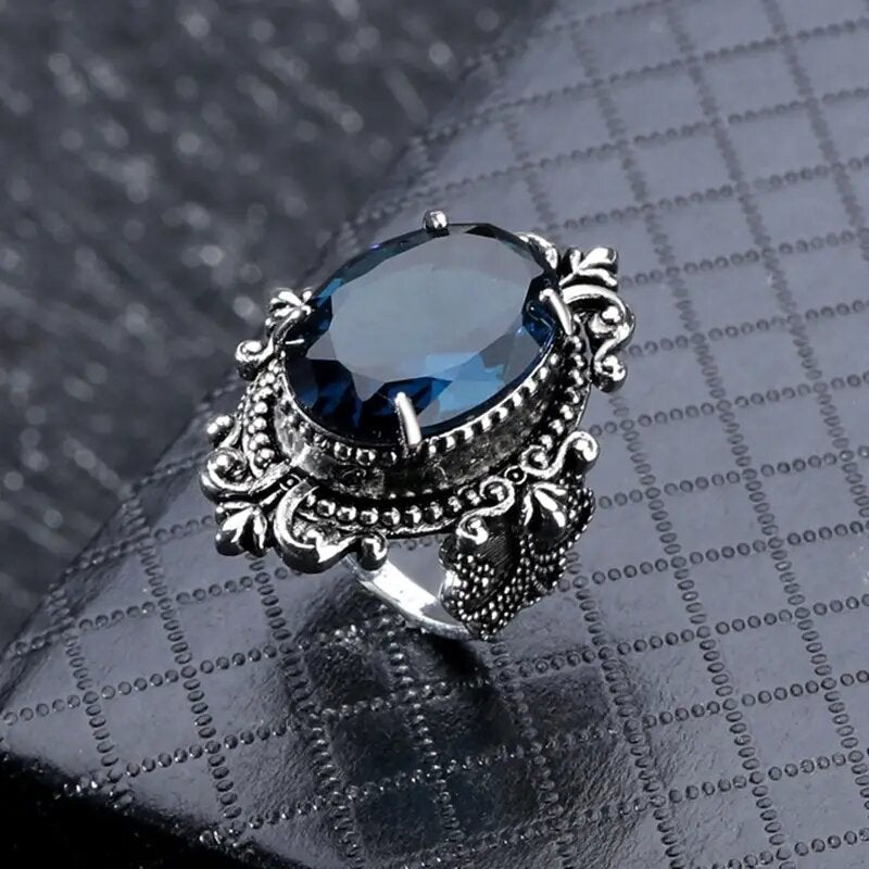 Classic Ring with Timeless Appeal