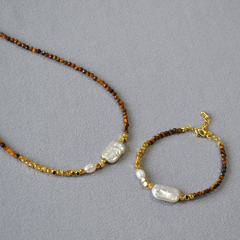 Vintage Handmade Pearl Necklace