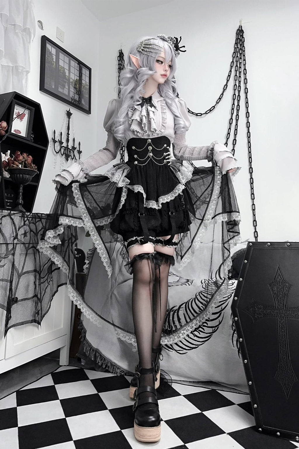 Effortlessly Elegant Garment with a Timeless Design