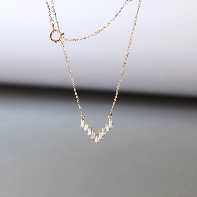 Stunning Necklace for Daily Wear