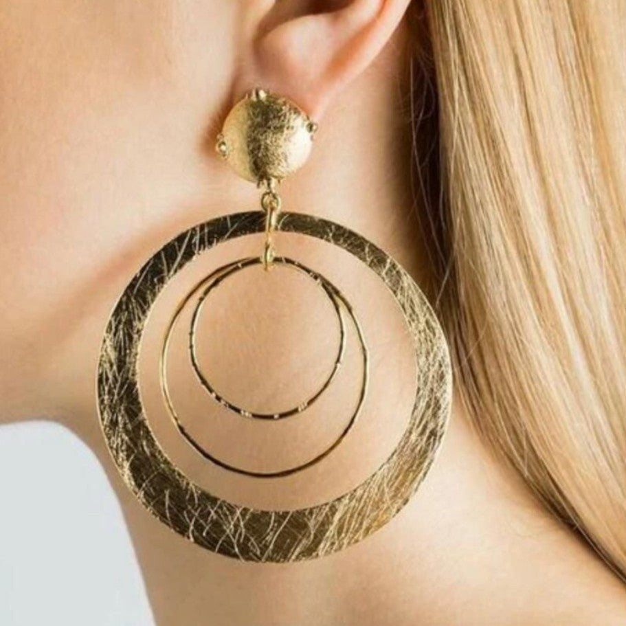 Classic Earring with Timeless Appeal