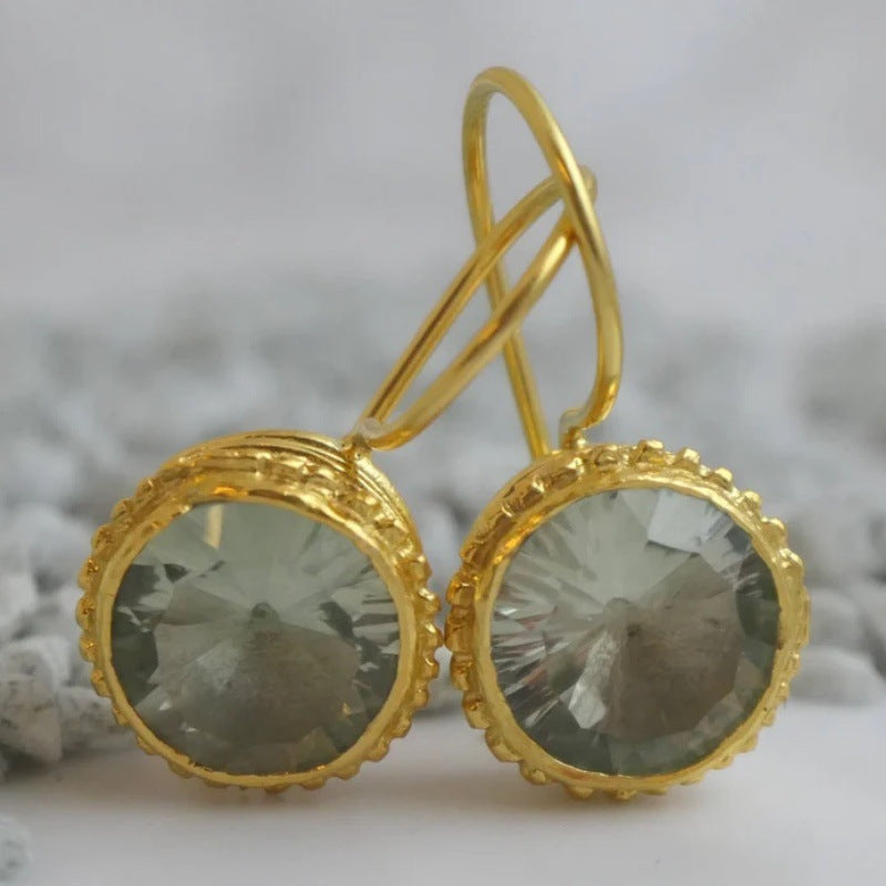 Classic Earring with Timeless Appeal