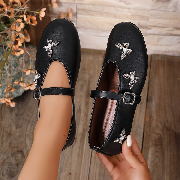 Chic Orthopedic Shoes with Unique Design