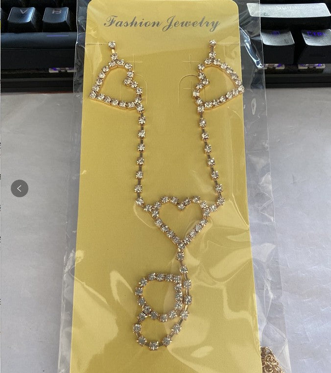 Classic Chain with Timeless Appeal