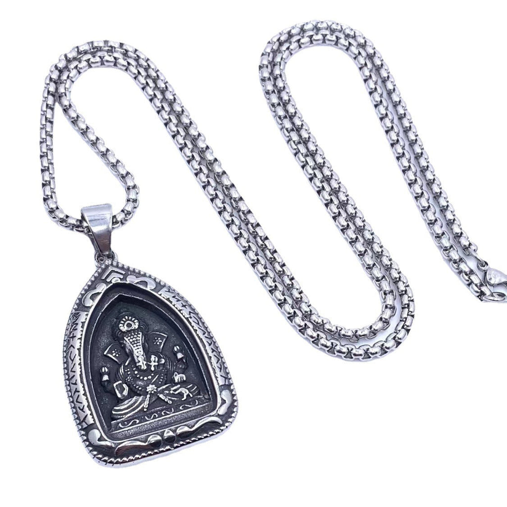 Romantic Pendant for Special Moments