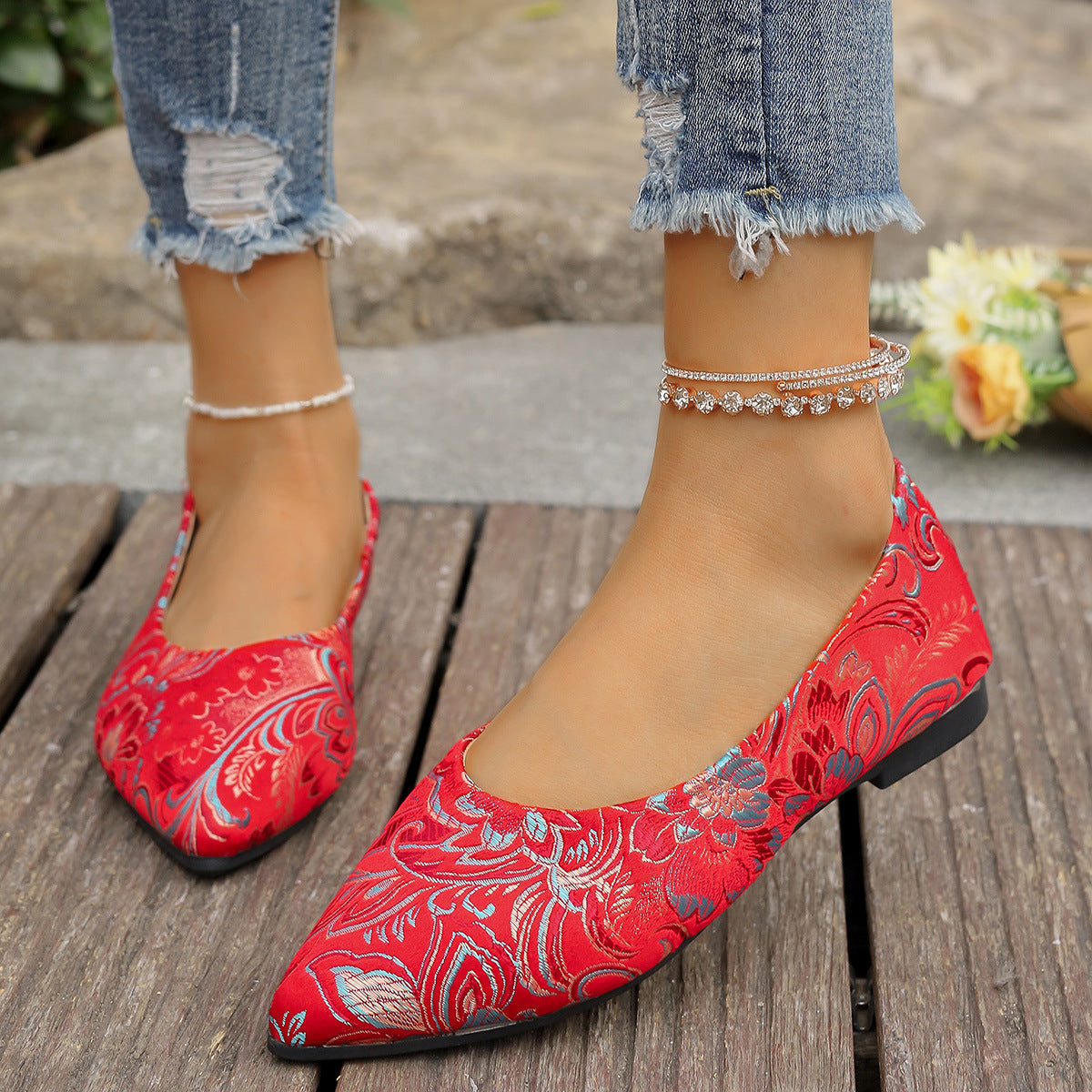Chic Orthopedic Shoes with Unique Design