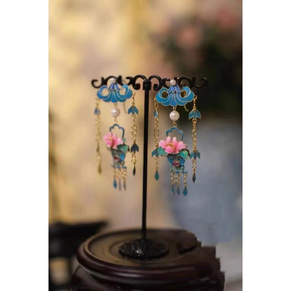 Beautiful Earring with Unique Style