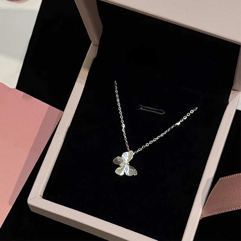 Romantic Necklace for Special Moments