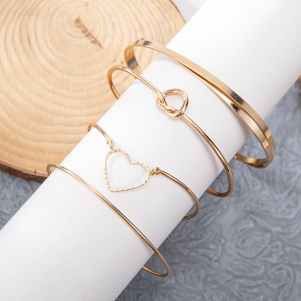 Beautiful Gold Set with Unique Style