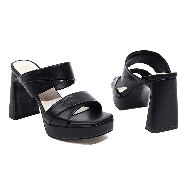 Graceful Orthopedic Sandals for Modern Look