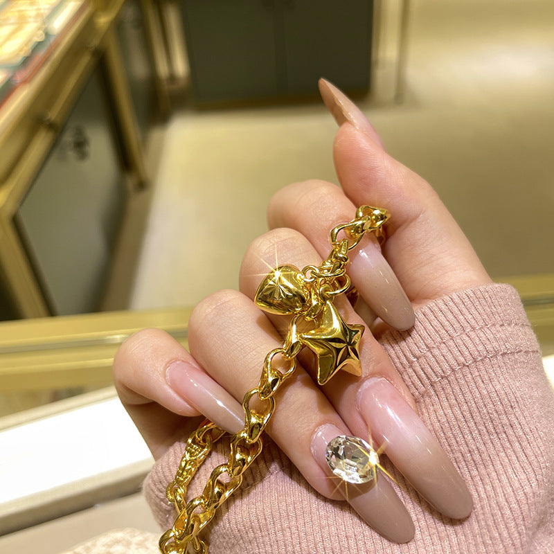 Beautiful Piece with Unique Style