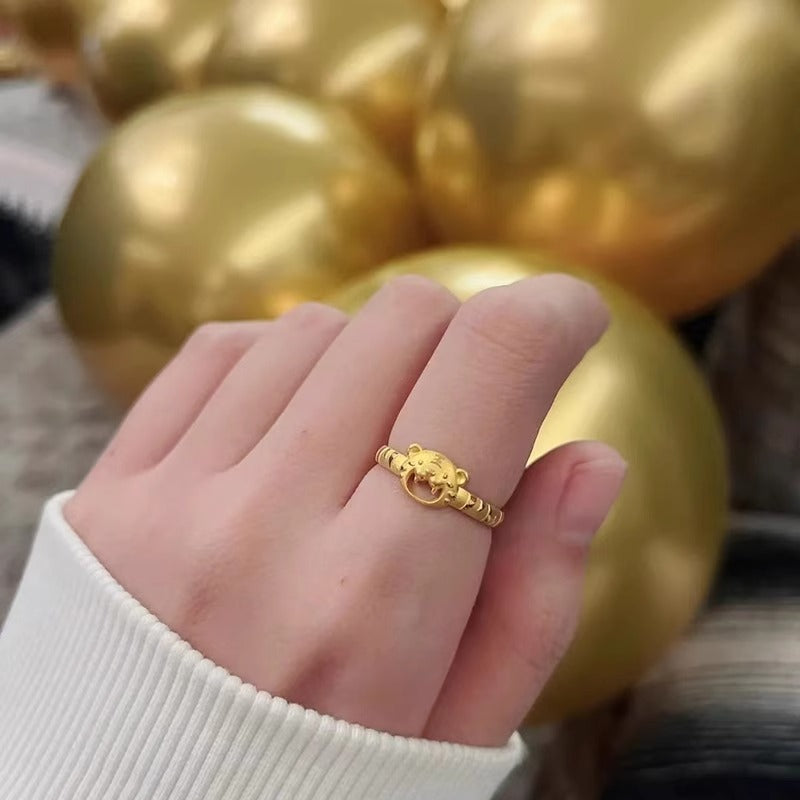 Classic Ring with Timeless Appeal