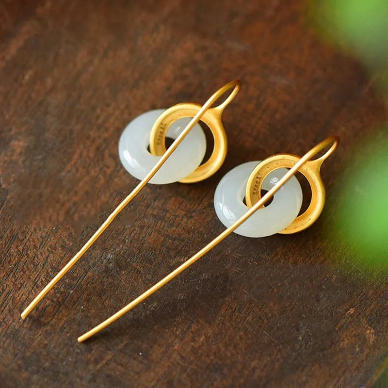 Elegant Silver Earring for Every Occasion