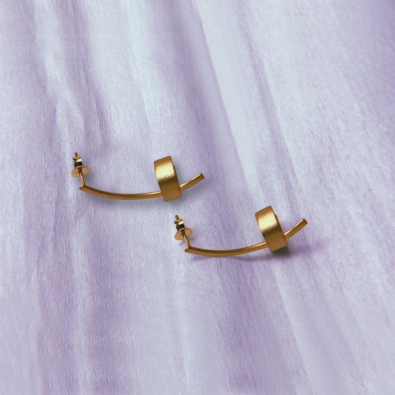 Charming Earring for Any Occasion