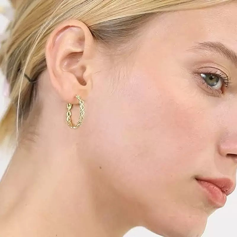 Classic Earring with Timeless Appeal