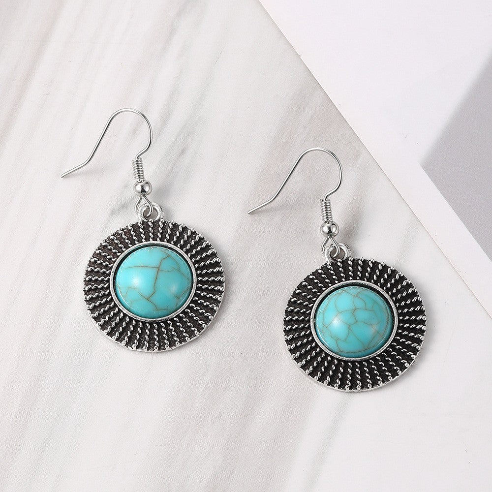 Classic Earring with Timeless Appeal