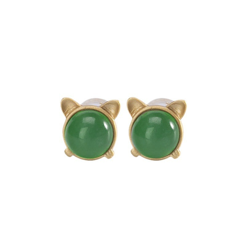 Romantic Gold Earring for Special Moments