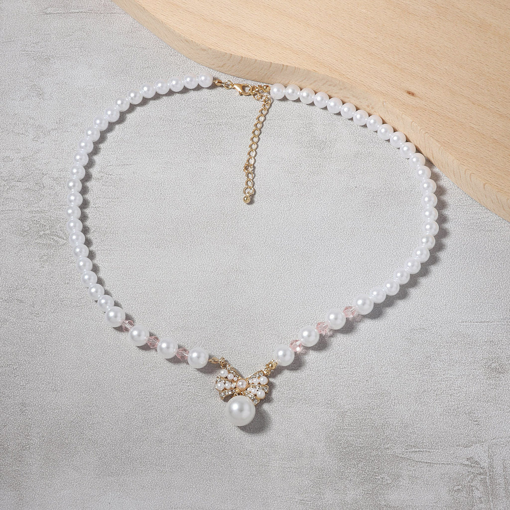 Charming Pearl Necklace for Any Occasion