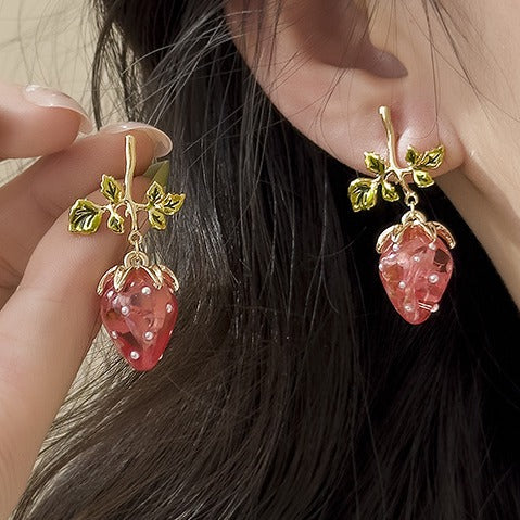 Charming Earring for Any Occasion