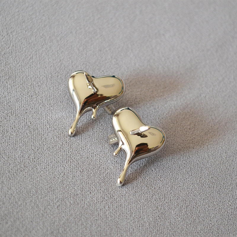 Elegant Silver Earring for Every Occasion