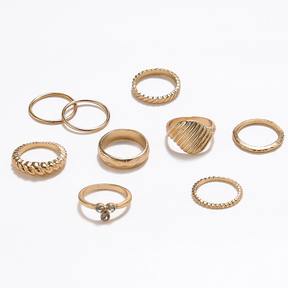 Beautiful Gold Set with Unique Style