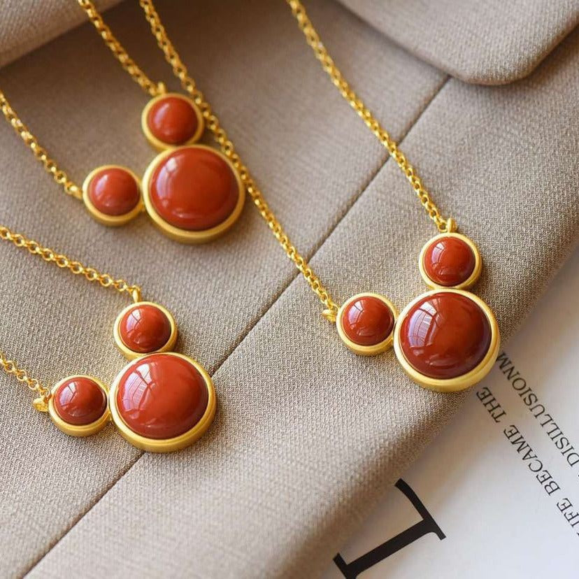 Classic Gold Necklace with Timeless Appeal