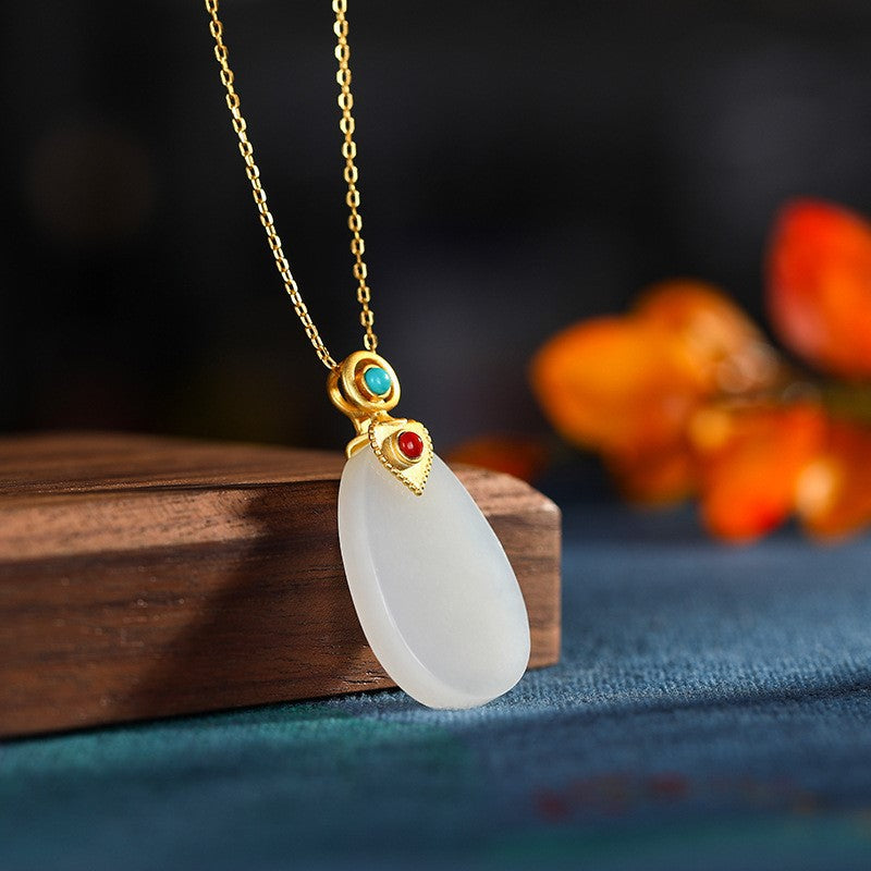Classic Gold Necklace with Timeless Appeal