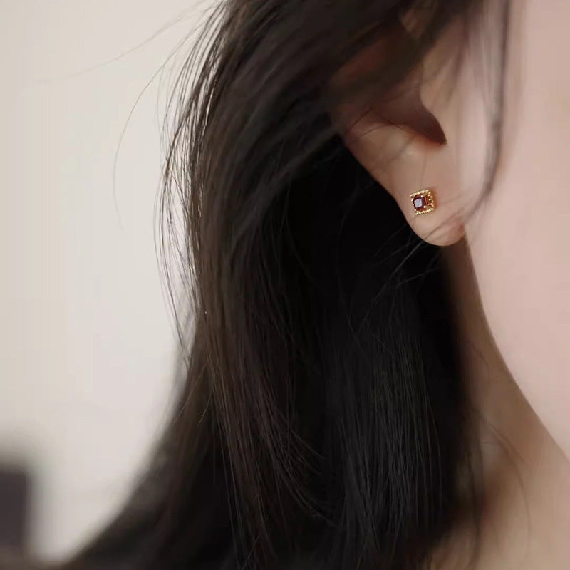 Classic Earring with Timeless Appeal