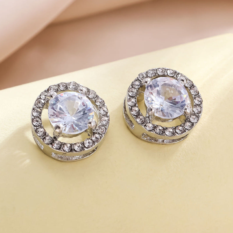 Classic Earring with Timeless Appeal