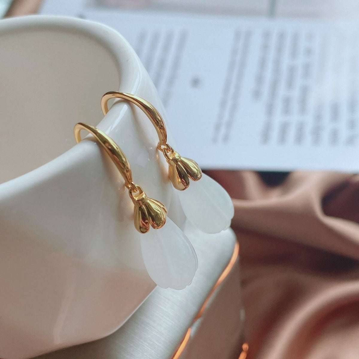 Classic Gold Piece with Timeless Appeal