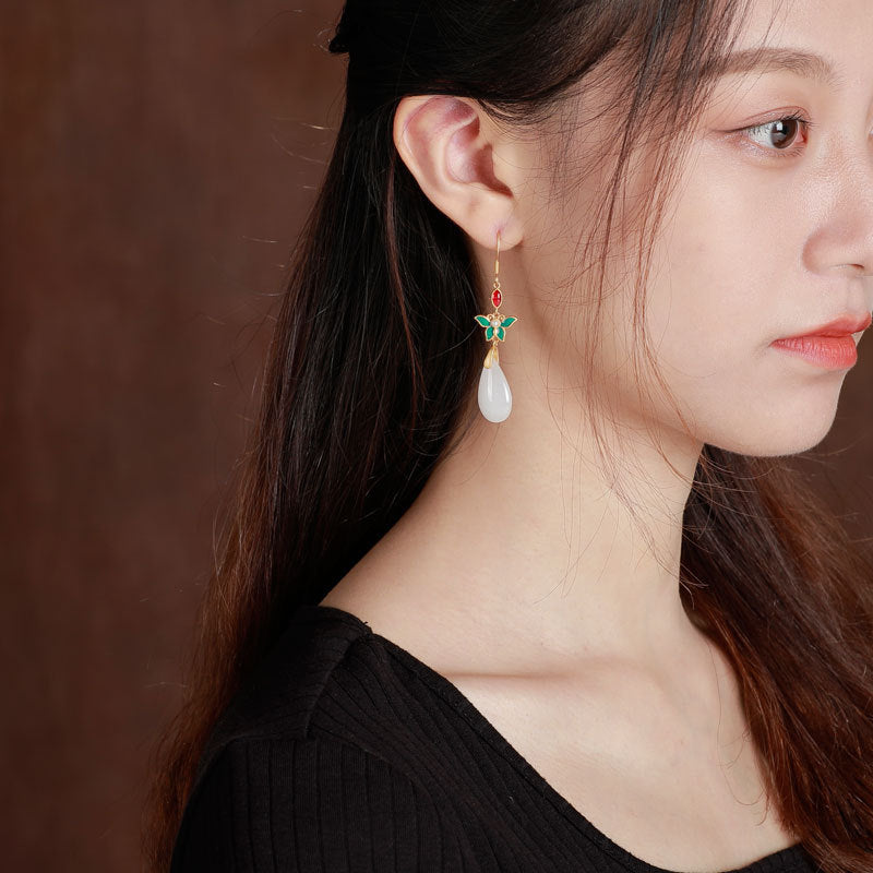 Charming Earring for Any Occasion