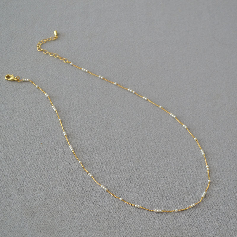 Romantic Gold Necklace for Special Moments