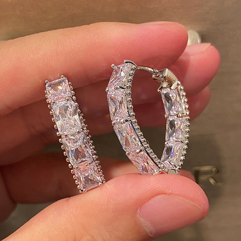 Stunning Earring for Daily Wear