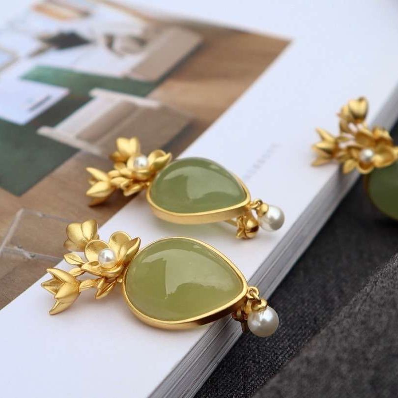 Elegant Gold Necklace for Every Occasion