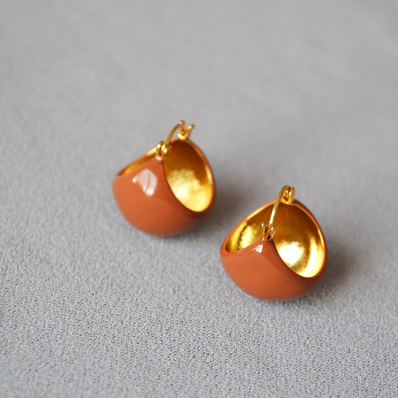 Beautiful Gold Earring with Unique Style