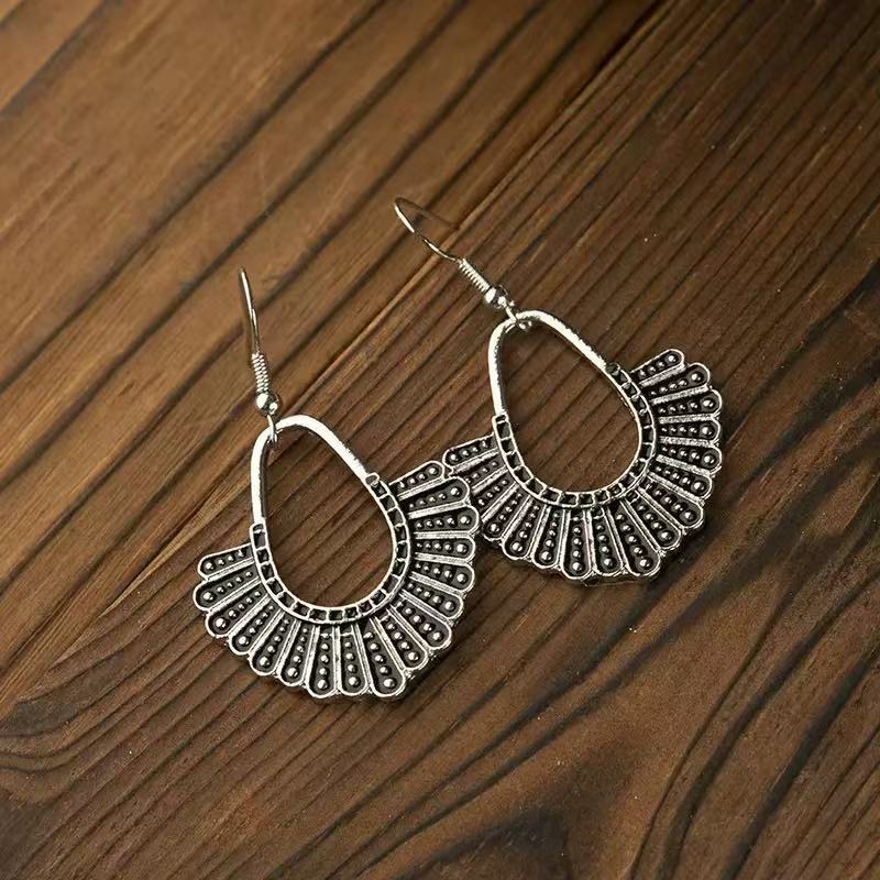 Stunning Earring for Daily Wear