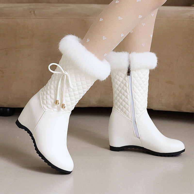 Chic Orthopedic Boots with Unique Design