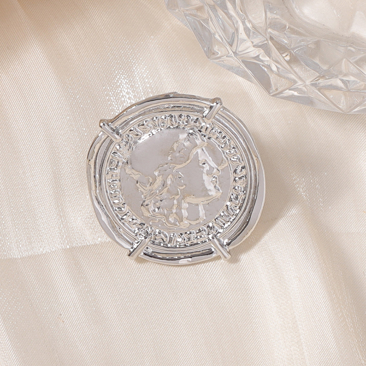 Elegant Ring for Every Occasion