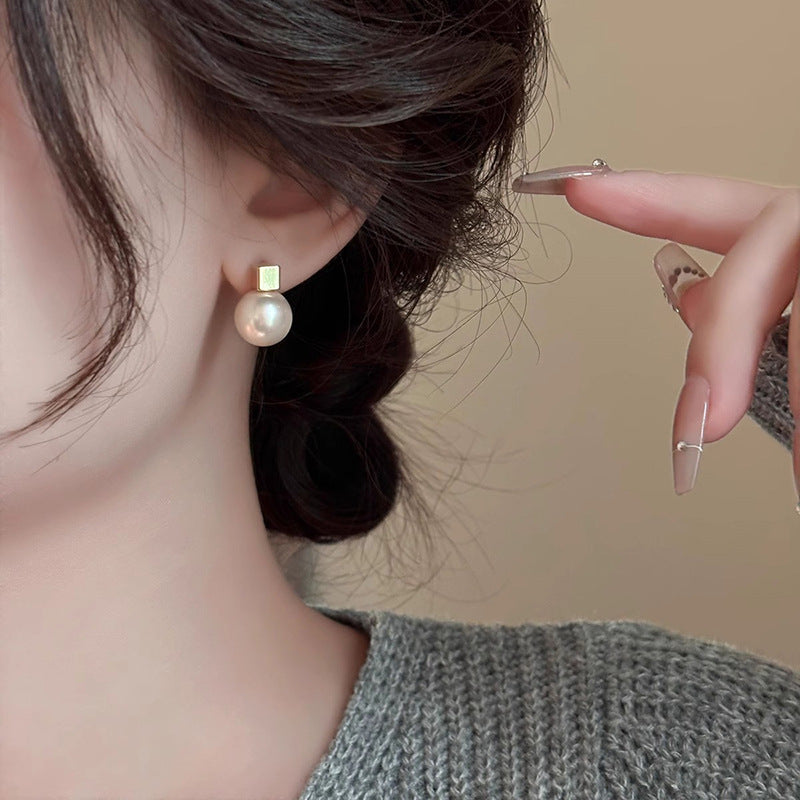 Beautiful Piece with Unique Style