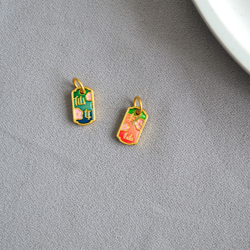Beautiful Gold Earring with Unique Style
