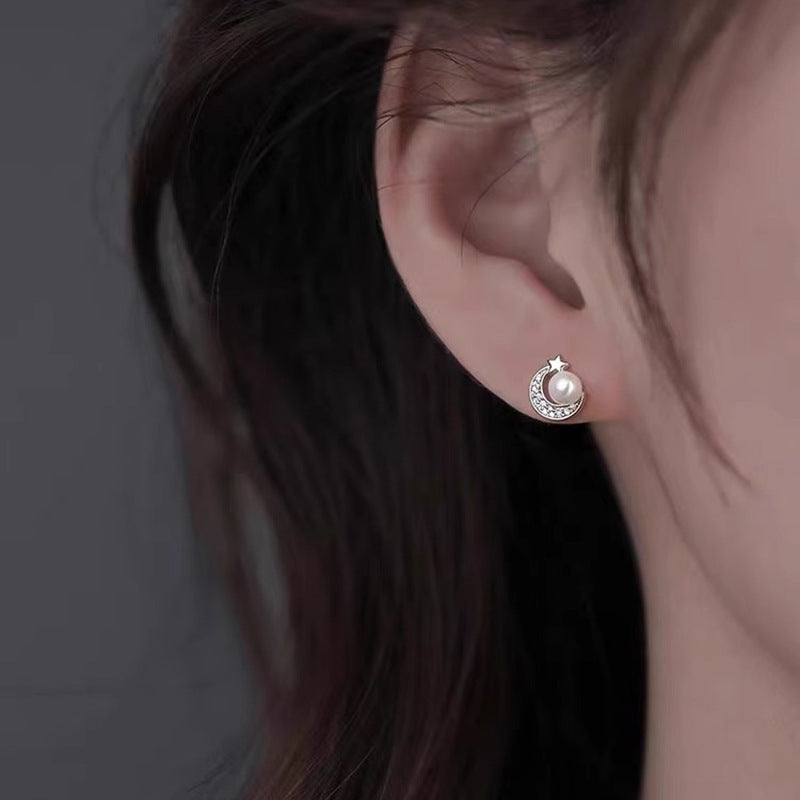 Stunning Pearl Earring for Daily Wear