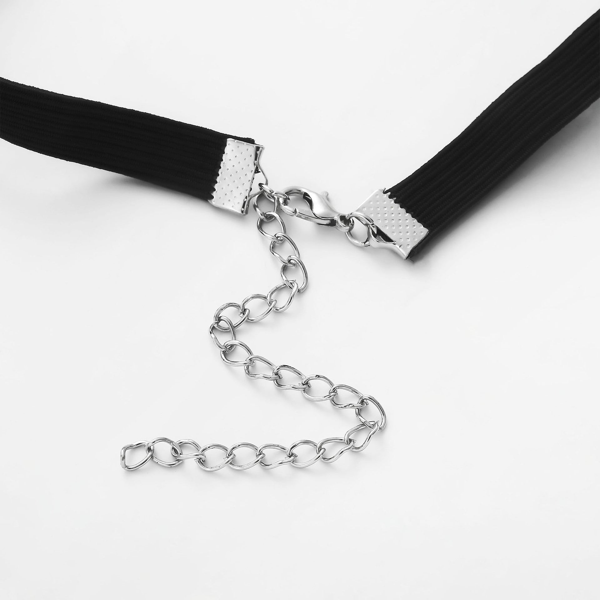 Stunning Necklace for Daily Wear