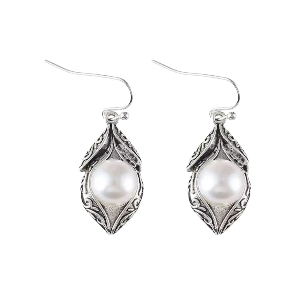 Stunning Pearl Earring for Daily Wear