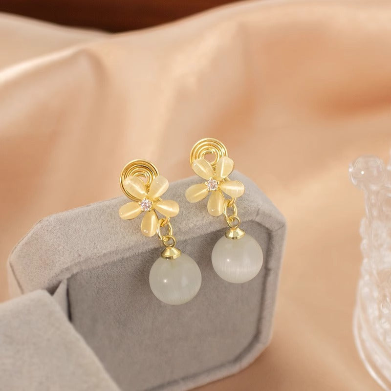 Romantic Earring for Special Moments